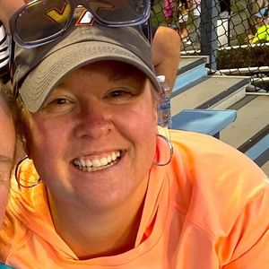 Meet your Posher, Holly